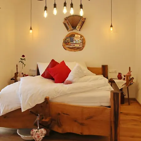 Апартаменты Steirerloft Sankt Peter am Ottersbach