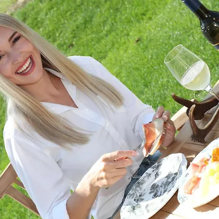 דירה Steirerloft Sankt Peter am Ottersbach